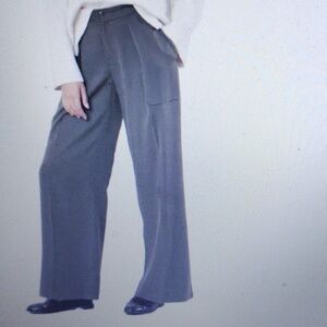 Banana Republic Wide Leg Trouser Tencel Hunter Green. Size Medium